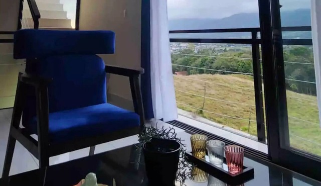 Villa Ladera de la Montaña