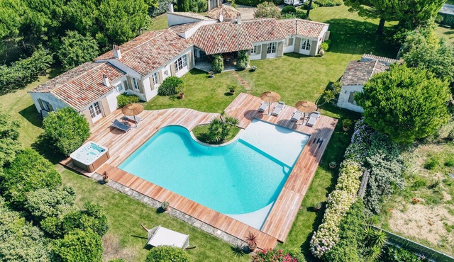 Villa Lady - Pool & Jacuzzi