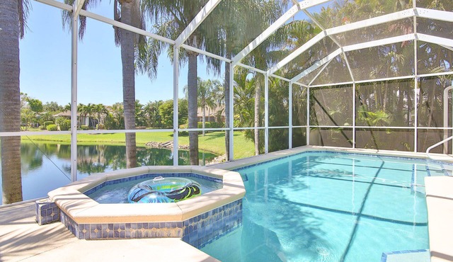 Villa Lakeview - Private Pool And Just Minutes To The Beach