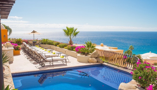 Villa las Flores: Pacific Ocean Views & Elegant Style Pedregal. Promos Available