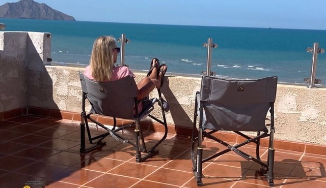 Villa Las Palmas Beachview Rental - Casita de Playa