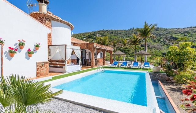 Villa Las Palmeras de Torrox by Ruralidays