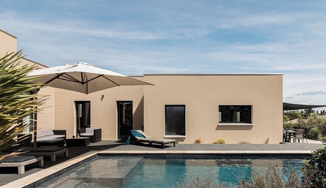 Villa Lavandis - Quiet, private pool, Luberon
