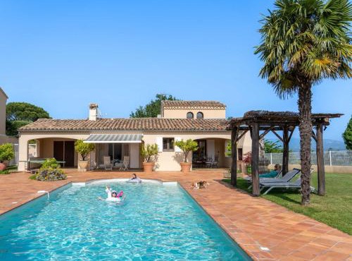 Villa Lazuel, piscine privée chauffée, vue panoramique et jardin clos