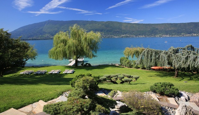Villa le France 5 stars Vision Luxe 10 people 5 bedrooms Annecy