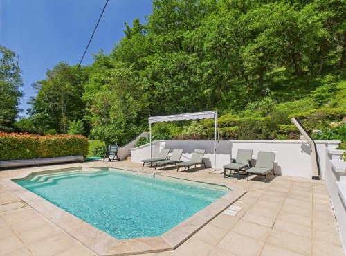 Villa 'Le Roc' pour 10, jardin et piscine