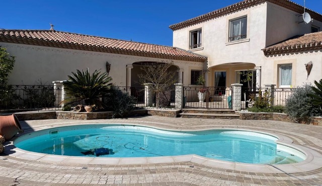 Villa Le Rossignol - up to 9 people