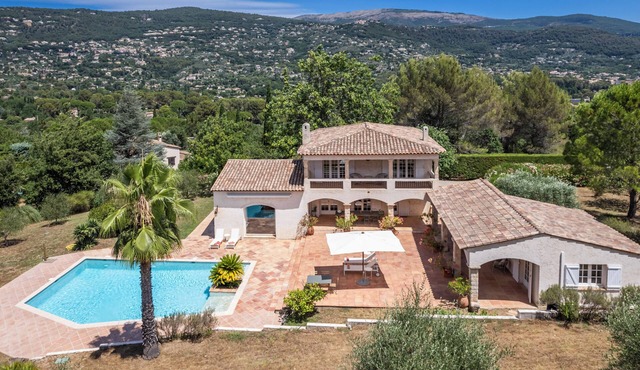Villa Le Tignet - 4 bedrooms with pool