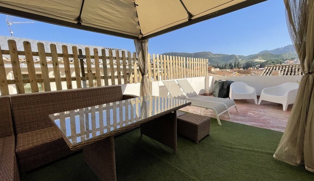 VILLA LEIRE Rural house of 10 with charm