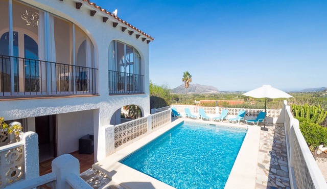 Villa Leonie, private pool, jacuzzi, 8p