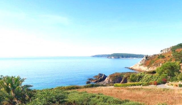 Villa Leostic - Crozon - Panoramic sea view and direct access to the beach