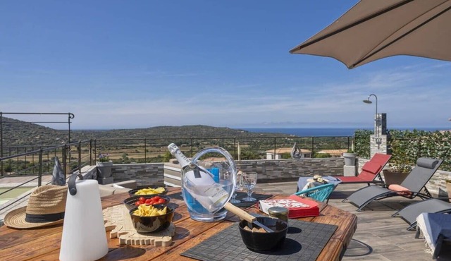 Villa Les 2 F, plage de Losari - Belgodère