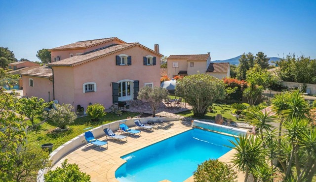 Villa Les Capucines by Villa Plus