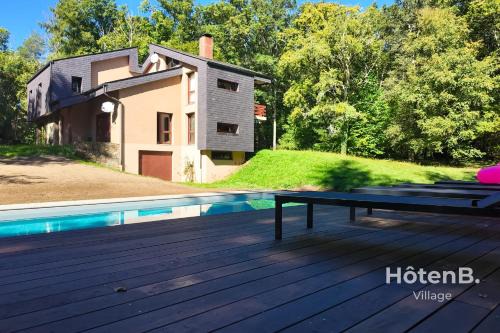 Villa Les Chabannes Pool Billiards & Leisure