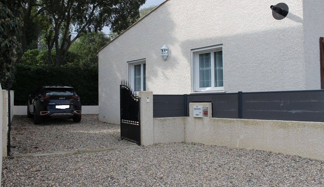 Villa Les Eucalyptus, in a quiet hamlet at the gateway to the Haut Languedoc region