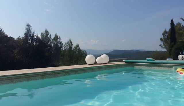 Villa "Les Hauts De Taradeau": Mountain View with Stunning Private Pool