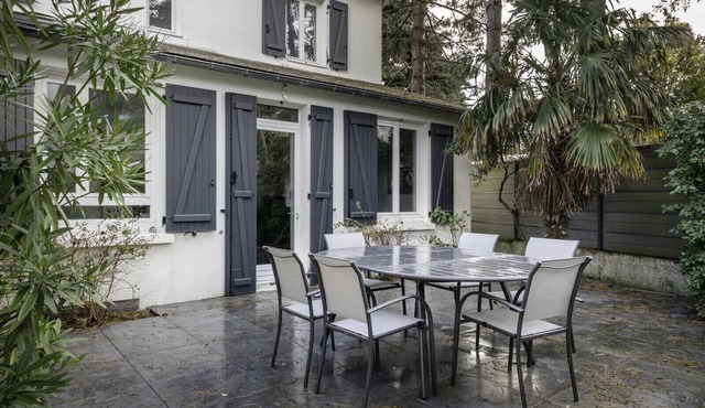 Villa "Les Libellules" for 8 persons