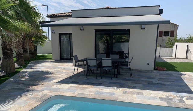 Villa les Palmiers with swimming pool