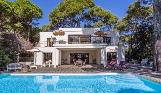 VILLA LES PESQUIERS BEACH