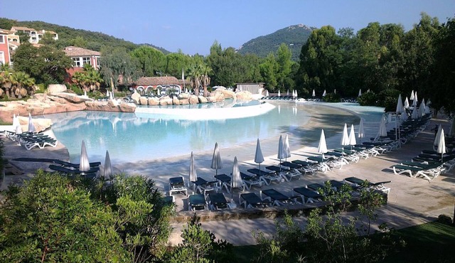 Villa "Les Restanques" **** nature- and swimmingparadise near St.Tropez