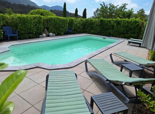 Villa les terre rouges avec piscine dans l ' Aude