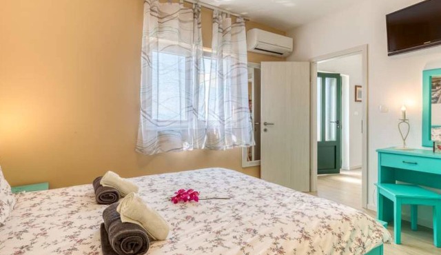 VILLA LETICIJA/HR-10063-01 by Interhome