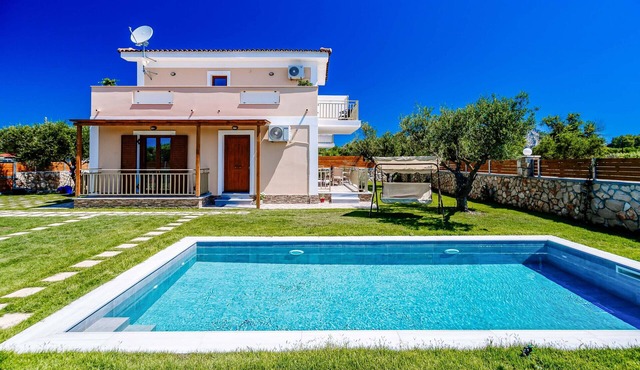 Villa Levanda with private pool