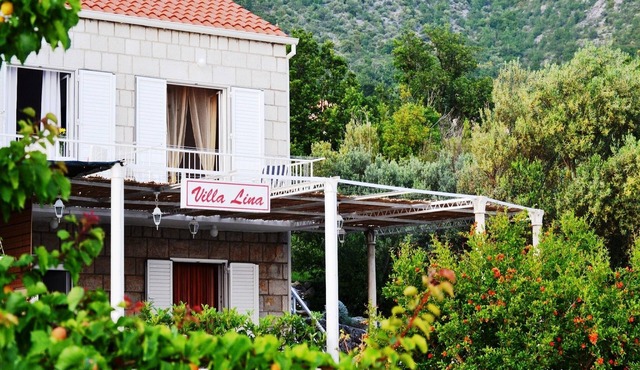 Villa Lina - Five Bedroom Villa with Terrace and Sea View