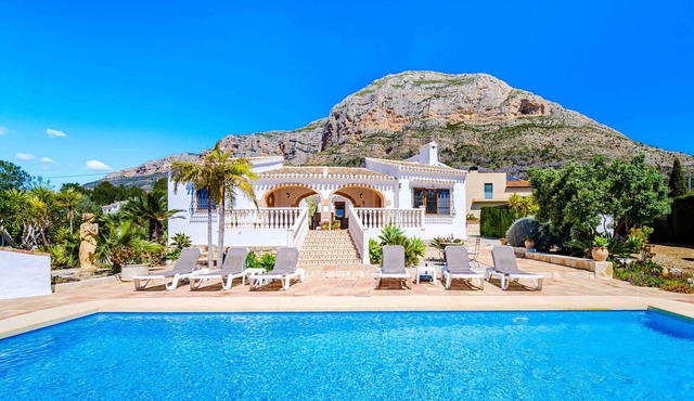 Villa Llamedos Montgo Javea, Private Pool