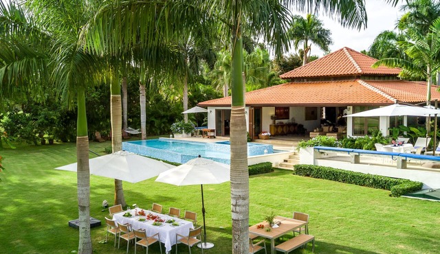 Villa located on the famous Teeth of the Dog Golf Course.