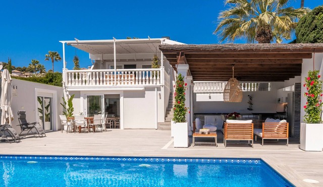 Villa Lorenza - Chill, grill and swim