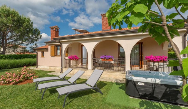 Villa Lori