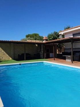 Villa los Cantos