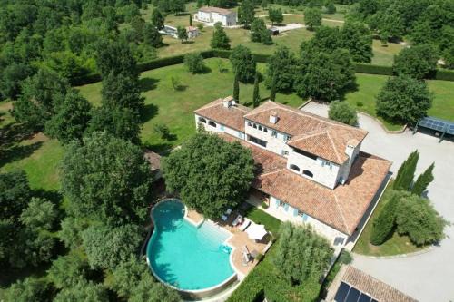 Villa LOU