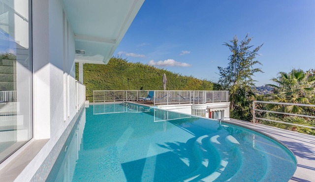 VILLA LOUPA VI4489 by Riviera Holiday Homes