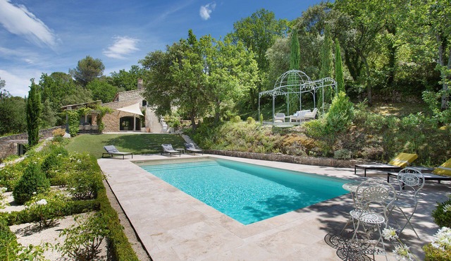 Villa Lourmarin with swimming pool