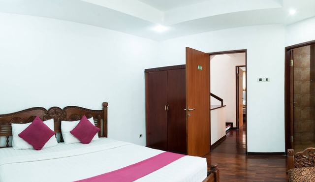 villa Lovender Klub bunga