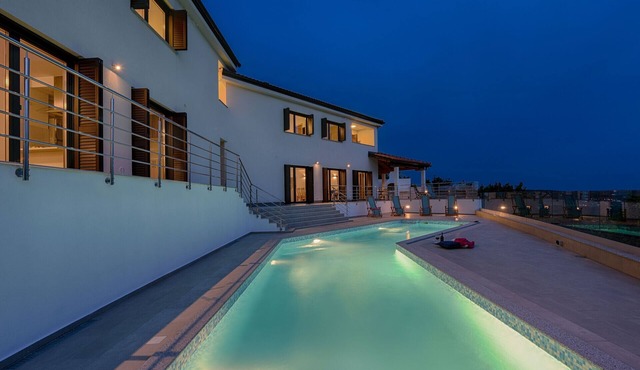 Villa Lubey ZadarVillas