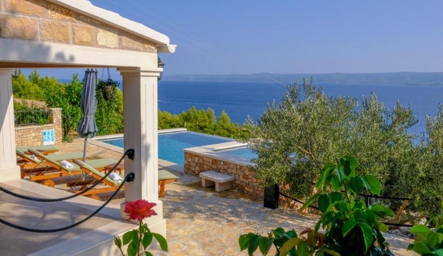 Villa Lucija Bol