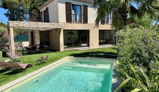 Villa Lumière - swimming pool - 100m from the sea