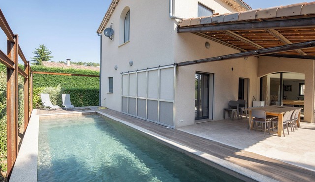 Villa "Luminières I" with Mountain View, Private Pool & Wi-Fi