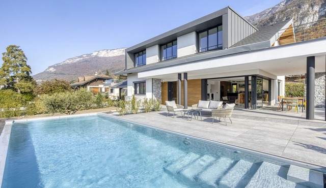 Villa Luminosa – Piscine et Vue sur le Lac