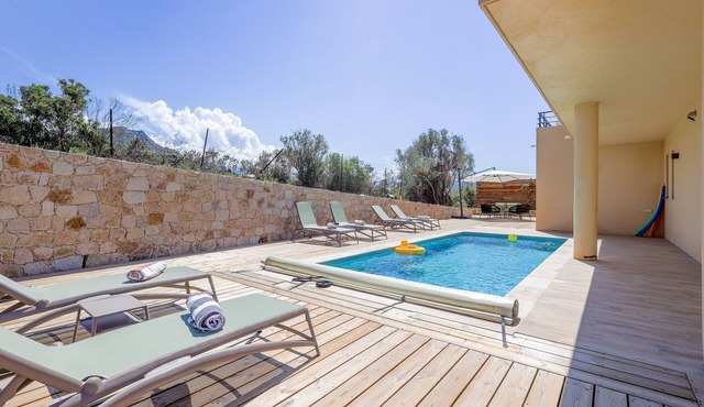 Villa Lurenzu - Maison pour 8 avec piscine