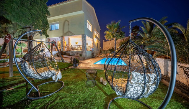 Villa Lux Gallery | Private Pool BBQ Air Conditioning Ideal for Families