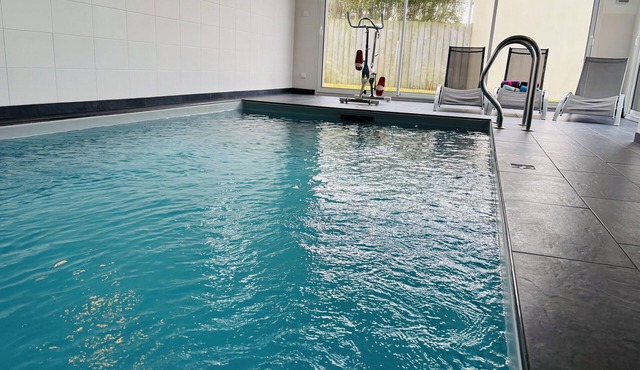 Villa Lya 4⭐️ private indoor pool 29°- beach 100m away