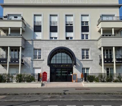 Villa Médicis Versailles Saint-Cyr-l'Ecole