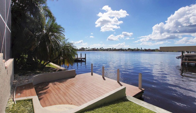 Villa Madison - Lakefront pet-friendly heated pool home w/spa and Western exposure - SWFL Rentals