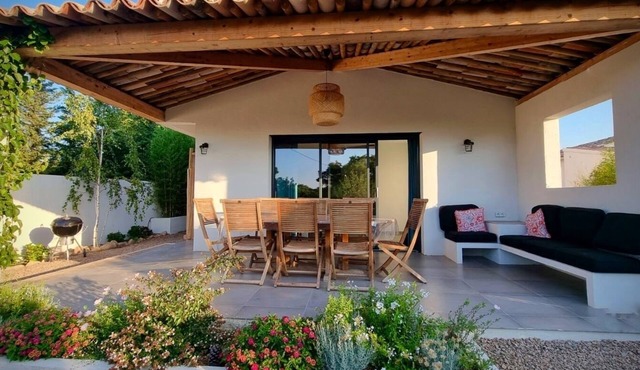 Villa Maestro Maria 🏡Warm welcome 🧡 heated pool 🌞beach 5' away 🏖️