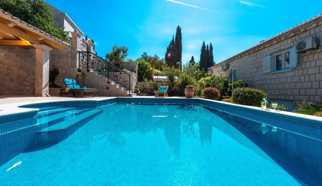 Villa Magnifique - luxury villa close to the beach for 13 guests by MyWaycation