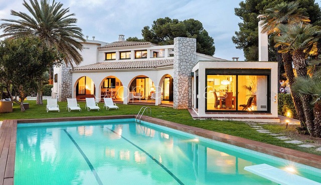 Villa Mahe by Utopia Villas